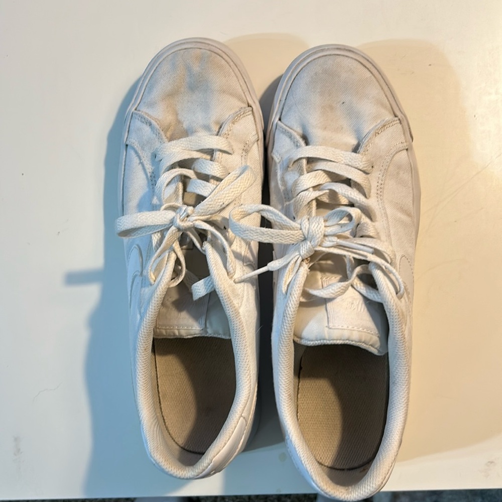 Nike white casual shoes